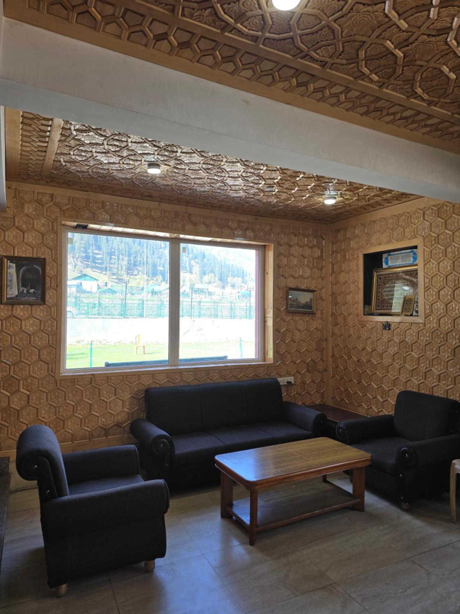 Hotel Barzman Sonāmarg エクステリア 写真