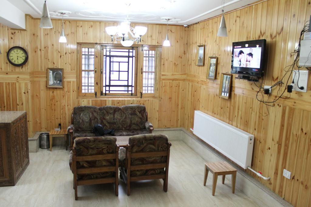 Hotel Barzman Sonāmarg エクステリア 写真