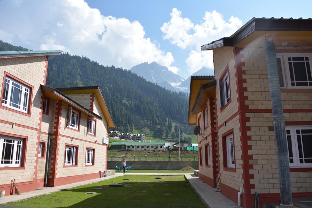 Hotel Barzman Sonāmarg エクステリア 写真