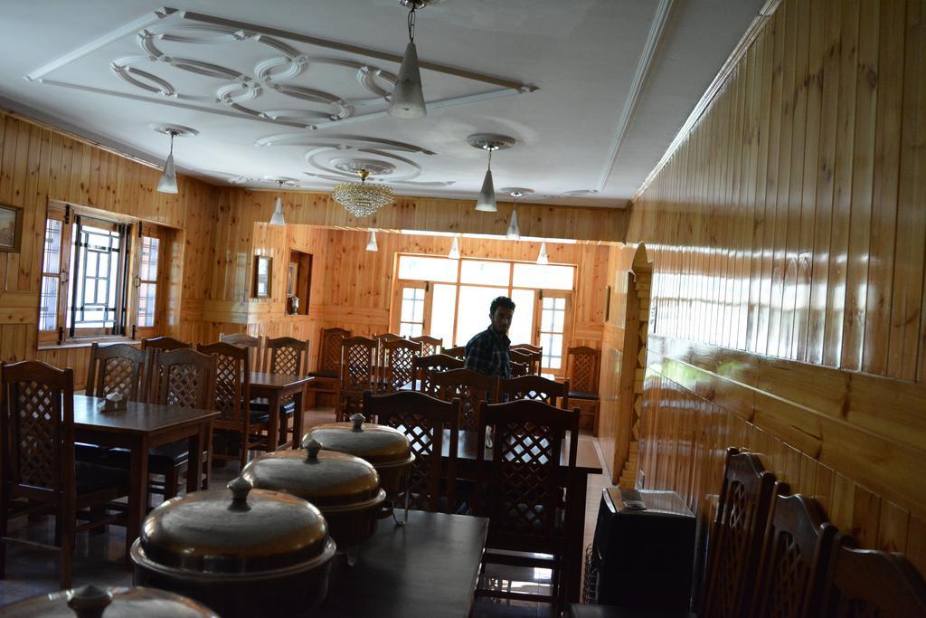 Hotel Barzman Sonāmarg エクステリア 写真
